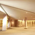 Banke Opera, Autograph Collection Hotel