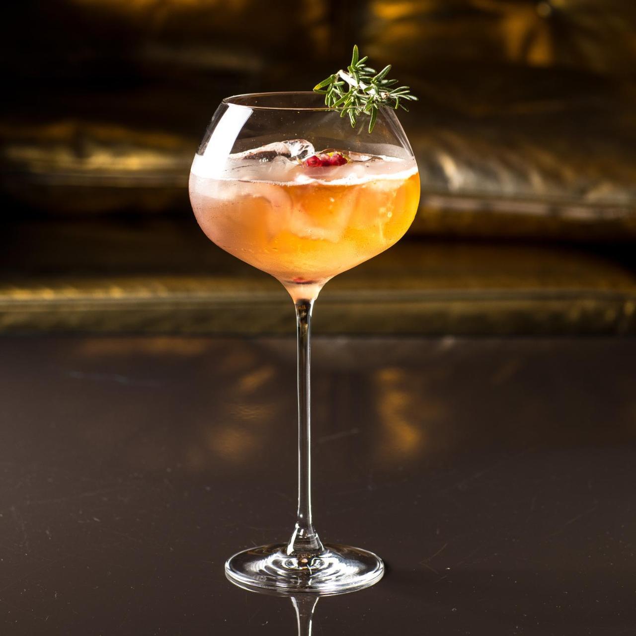 Banke Opera, Autograph Collection Hotel Parigi