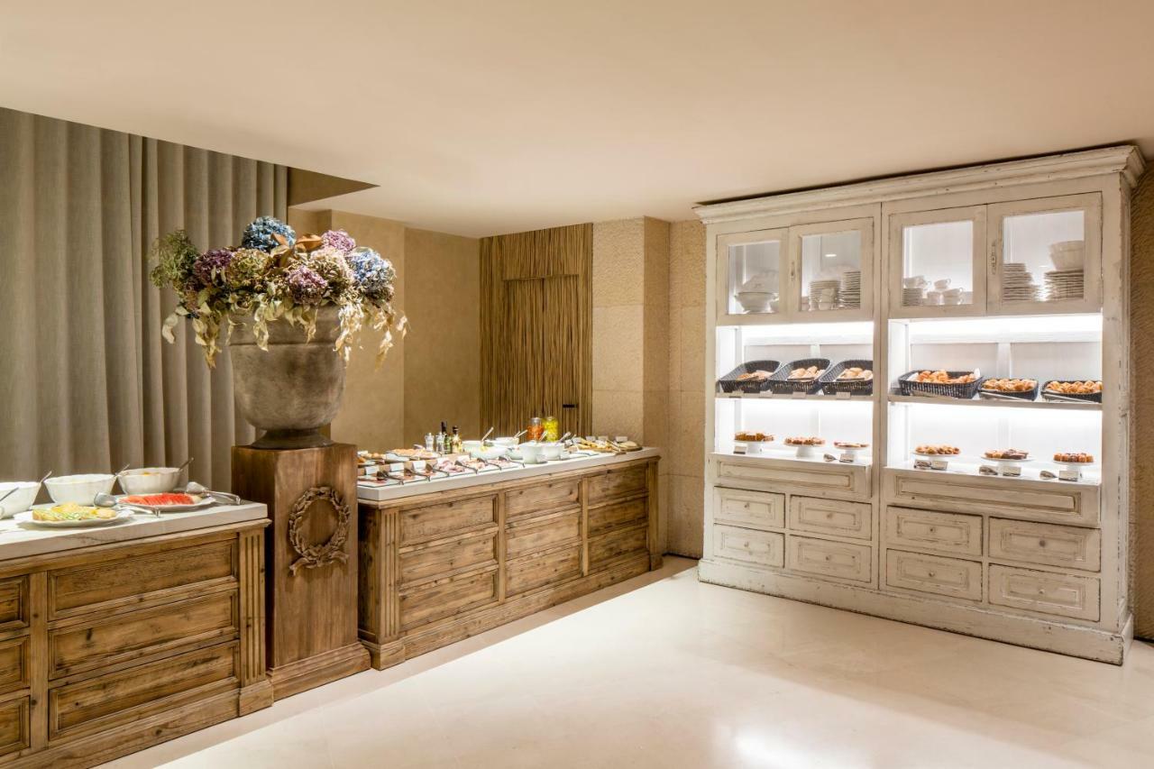 Banke Opera, Autograph Collection