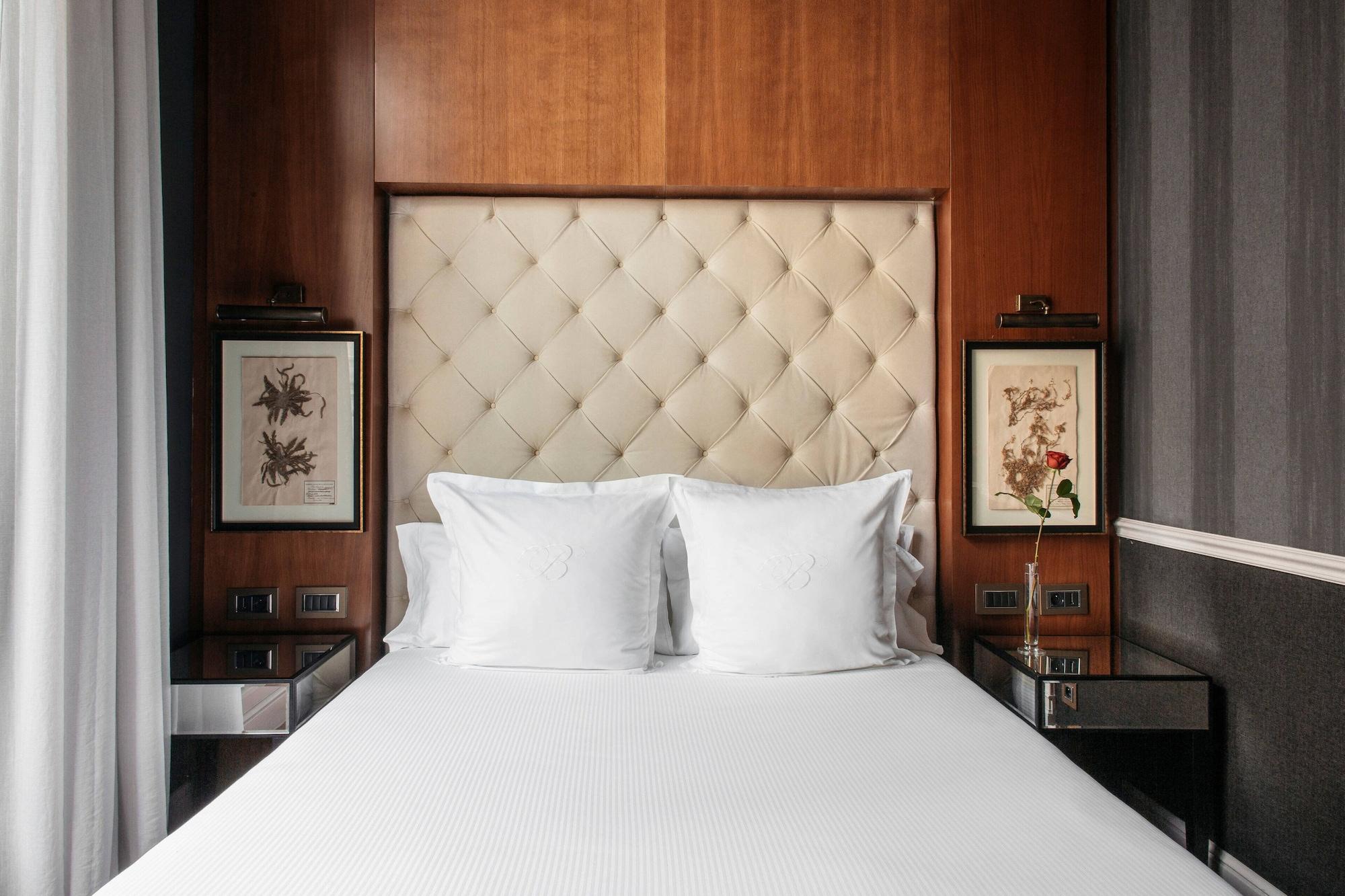 Banke Opera, Autograph Collection