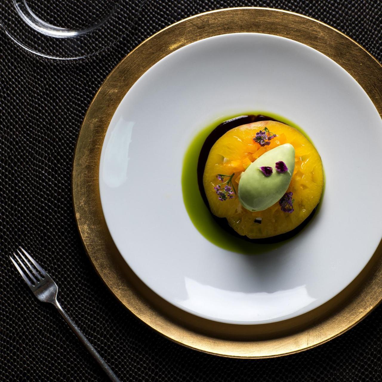 Banke Opera, Autograph Collection