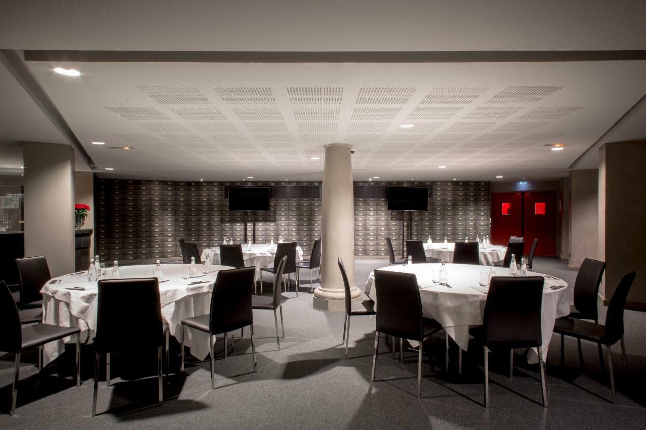 Banke Opera, Autograph Collection